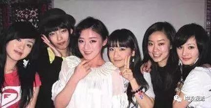 娱乐吃瓜酱姐妹,揭秘娱乐圈背后的那些事儿